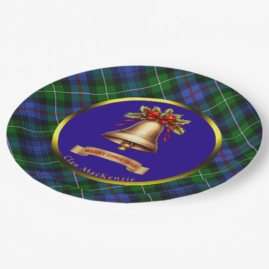 MacKenzie Tartan Personalisierte Weihnachten Pappteller (Schrägansicht)