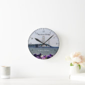 Mackinac Bridge spring St. Ignace clock Runde Wanduhr (Zuhause)
