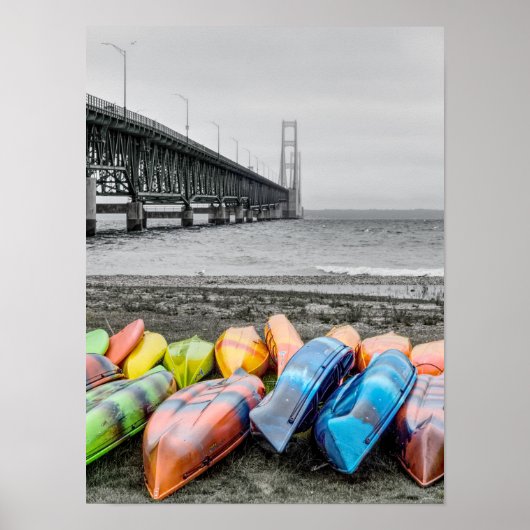 Mackinac Bridge und Kanus Wählen Sie ein Farbposte Poster (Vorne)