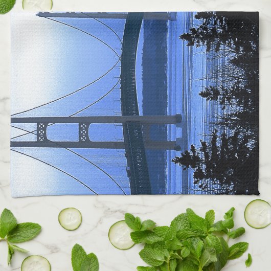 Mackinac Brücke Handtuch (Gefaltet)