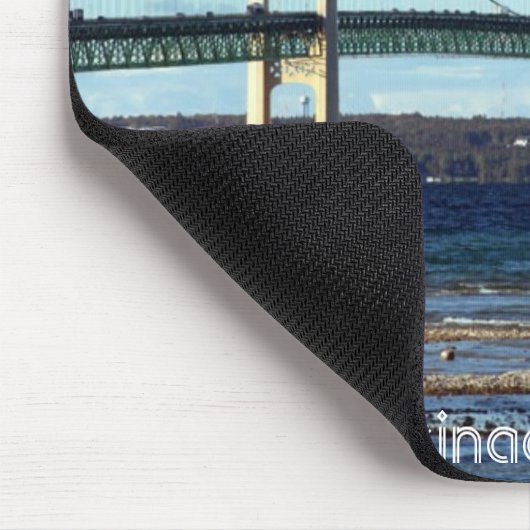 Mackinac-Brücke-in-Fall, Mackinac Brücke, MI Mousepad (Ecke)