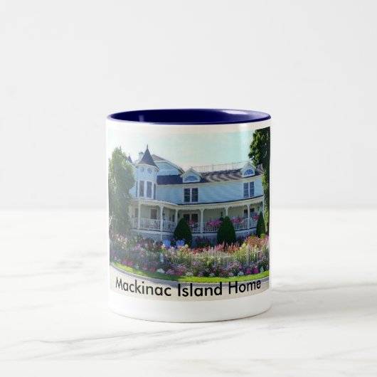 Mackinac Island Zuhause Zweifarbige Tasse (Mittel)