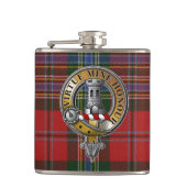 MacLean Tartan & Abzeichen Flachmann (Vorderseite)