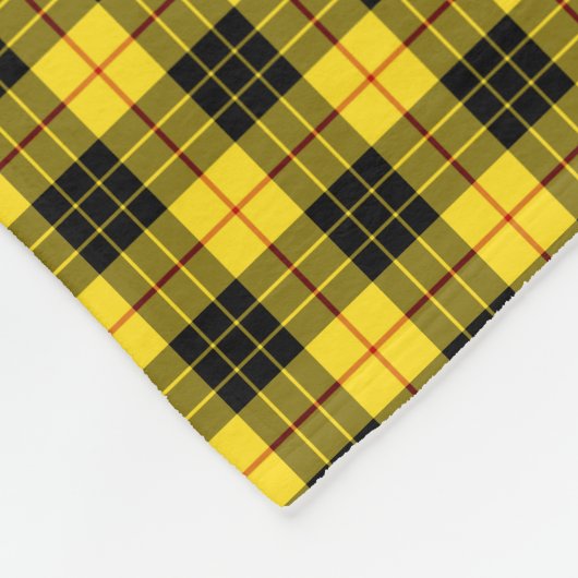 MacLeod Clan Bright Yellow and Black Tartan Fleecedecke (Ecke)