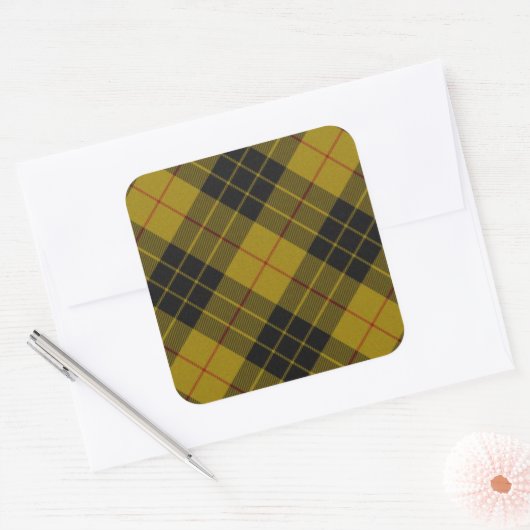 MacLeod Tarttan kariert Quadratischer Aufkleber (Umschlag)