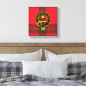Macnab Scottish Wappen und Tartan Canvas print Leinwanddruck (Insitu (Schlafzimmer))
