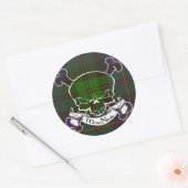 MacNeil Tartan Skull Runder Aufkleber (Umschlag)