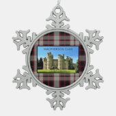 Macpherson Clan Cluny Castle Tartan Xmas Schneeflocken Zinn-Ornament (Vorderseite)