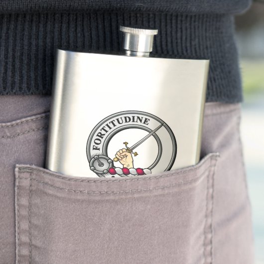 MacRae Wappen Abzeichen Flachmann (Beispiel)