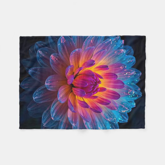 Macro Aurora Bloom Fleecedecke (Vorderseite (Horizontal))