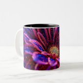 Macro Reverie Dream Zweifarbige Tasse (Vorderseite Links)