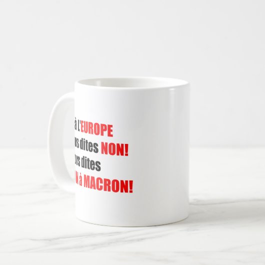 MACRON = Mondialisierung Kaffeetasse (Vorderseite Links)