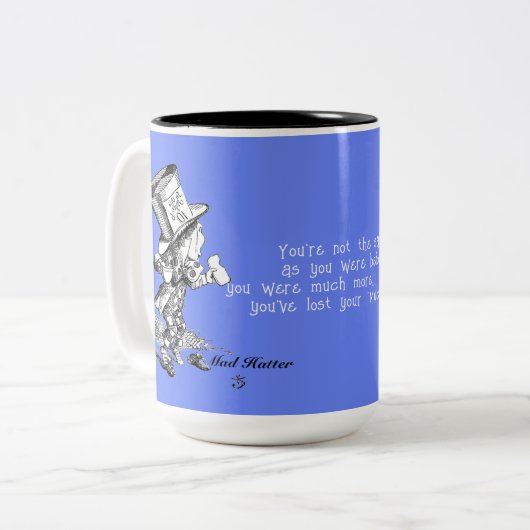 Mad Hatter Alice im Wunderland Muchier Muchness Zweifarbige Tasse (Vorderseite Links)