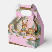 MAD HATTERS TEA PARTY-ALICE IM WUNDERLAND GESCHENKSCHACHTEL (Vorderseite)
