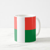 Madagaskar Flag Keramik Tasse (VorderseiteRechts)