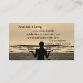 Mädchen am Strand bei Sunrise, Yoga Instructor Bus Visitenkarte (Rückseite)