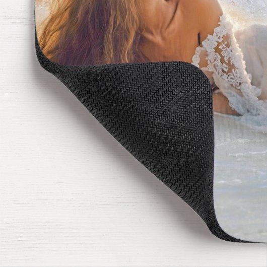 Mädchen am Strand Mousepad (Ecke)