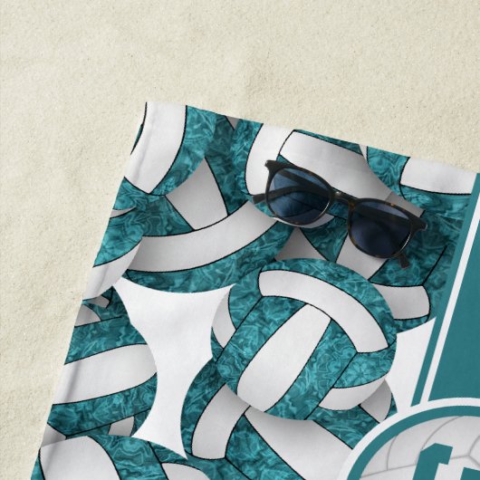 Mädchen aquamarine weiße Volleyballs Muster person Strandtuch (Beispiel)