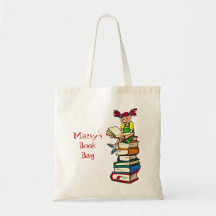 Mädchen auf Büchern Tragetasche