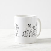 Mädchen auf der Gänseblümchen-Wiese – Minimalistis Kaffeetasse (VorderseiteRechts)