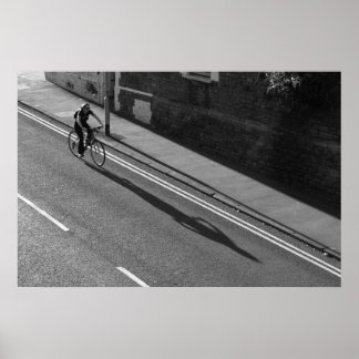 Mädchen auf einem Fahrrad BW Poster