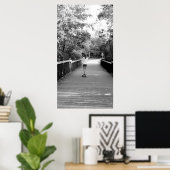 Mädchen auf Longboard Poster (Heimbüro)