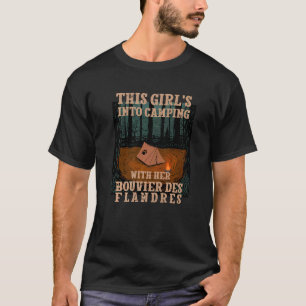 Mädchen beim Camping mit ihrem Bouvier Des Flandre T-Shirt