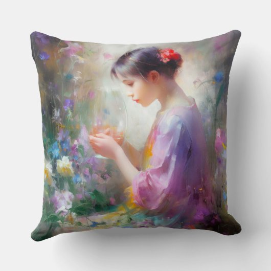 Mädchen bewundert eine Blume in ihren Händen Kissen (Rückseite)