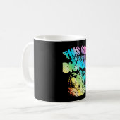 Mädchen Bigfoot-Gläubiger Tie Dye Sasquatch Krypti Kaffeetasse (Vorderseite Links)