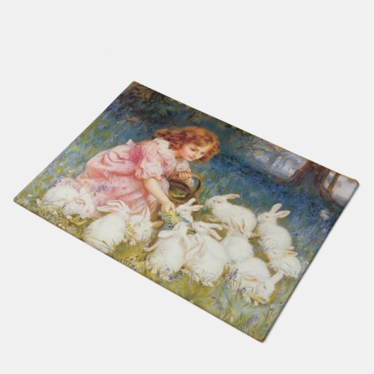 Mädchen, das die Kaninchen Füttre (von Frederick M Fußmatte (Schrägansicht)