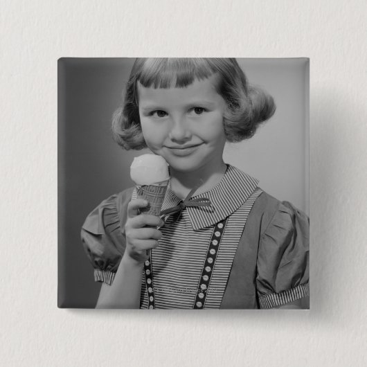 Mädchen, das Eis isst Button (Vorderseite)