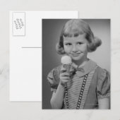Mädchen, das Eis isst Postkarte (Vorne/Hinten)