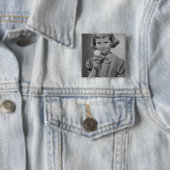 Mädchen, das Eiscreme isst Button (Beispiel)