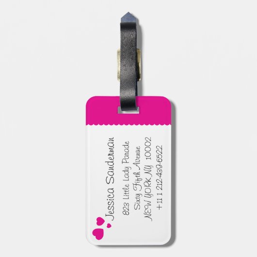 Mädchen, die Herz-ladybug-weiße Gepäckmarke fliege Gepäckanhänger (Rückseite vertikal)