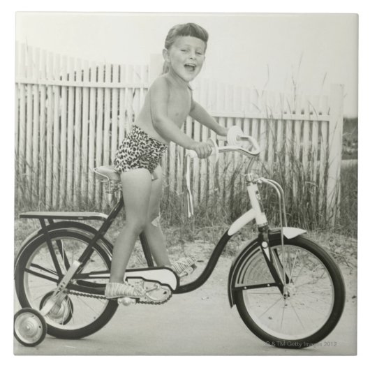 Mädchen fährt Fahrrad Fliese (Vorderseite)