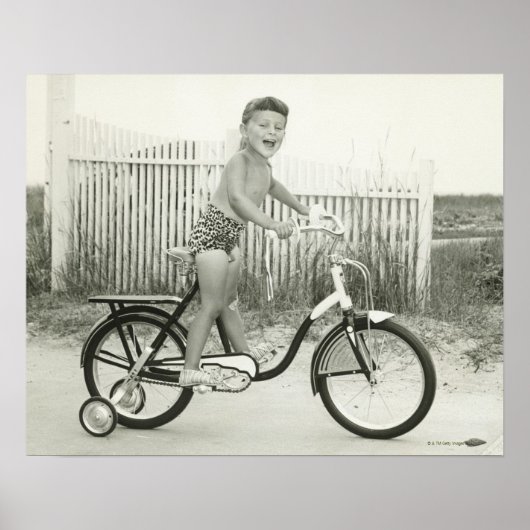 Mädchen fährt Fahrrad Poster (Vorne)