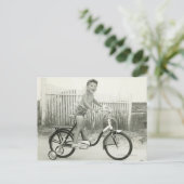 Mädchen fährt Fahrrad Postkarte (Stehend Vorderseite)