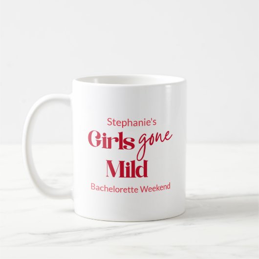 Mädchen gehen auf die sanfte Tour: moderne Skript- Kaffeetasse (Links)