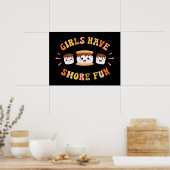 Mädchen haben s lustigere Kawaii Camping Smores Ge Poster (Küche)