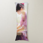 Mädchen im Blumengarten Seitenschläferkissen (Vorderseite Vertikal)