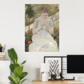 Mädchen im Garten von Mary Cassatt Poster (Heimbüro)