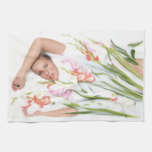 Mädchen in der Milch mit Blume Geschirrtuch