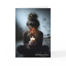 Mädchen in einem dunklen Raum