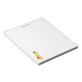 Mädchen in einem gelben Kleidungskommentar Notizblock (angewinkelt)