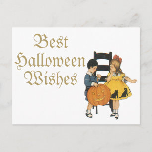 Mädchen in einem Halloween-Katzenkleid Postkarte