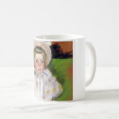 Mädchen in einem weißen Bonnet, Mary Cassatt Kaffeetasse (VorderseiteRechts)