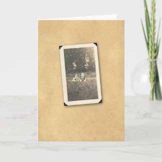 MÄDCHEN IN GRAS 2 KARTE