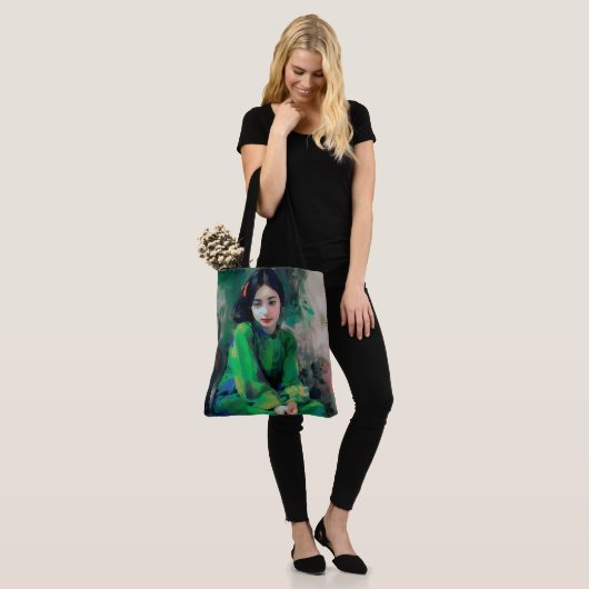 Mädchen in grünem Kleid Tasche (Am Model)