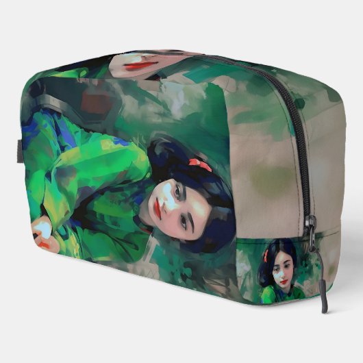 Mädchen in grünem Kleid Waschbeutel (Rechte Ecke)