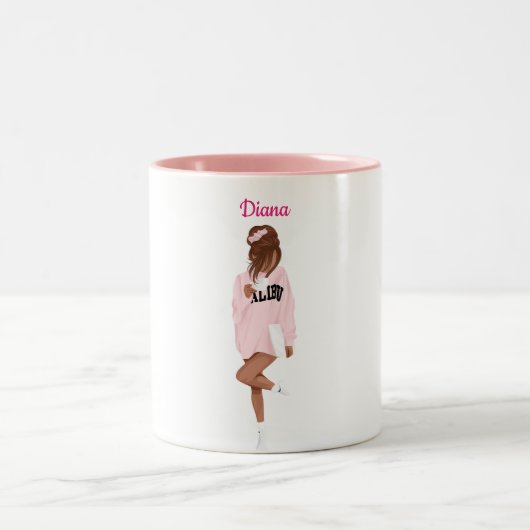 Mädchen in rosa Malibu Personalisierter Kaffee Zweifarbige Tasse (Mittel)